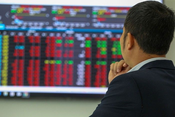 "Unstoppable Momentum: KSE-100 Surges Past 66k Mark, Records Remarkable Gain of Over 1,400 Points"